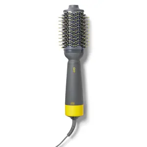 GVP Multifunctional Hot Air Brush 2.5” ceramic barrel, soft nylon & tufted bristles, 3 Temperature Settings