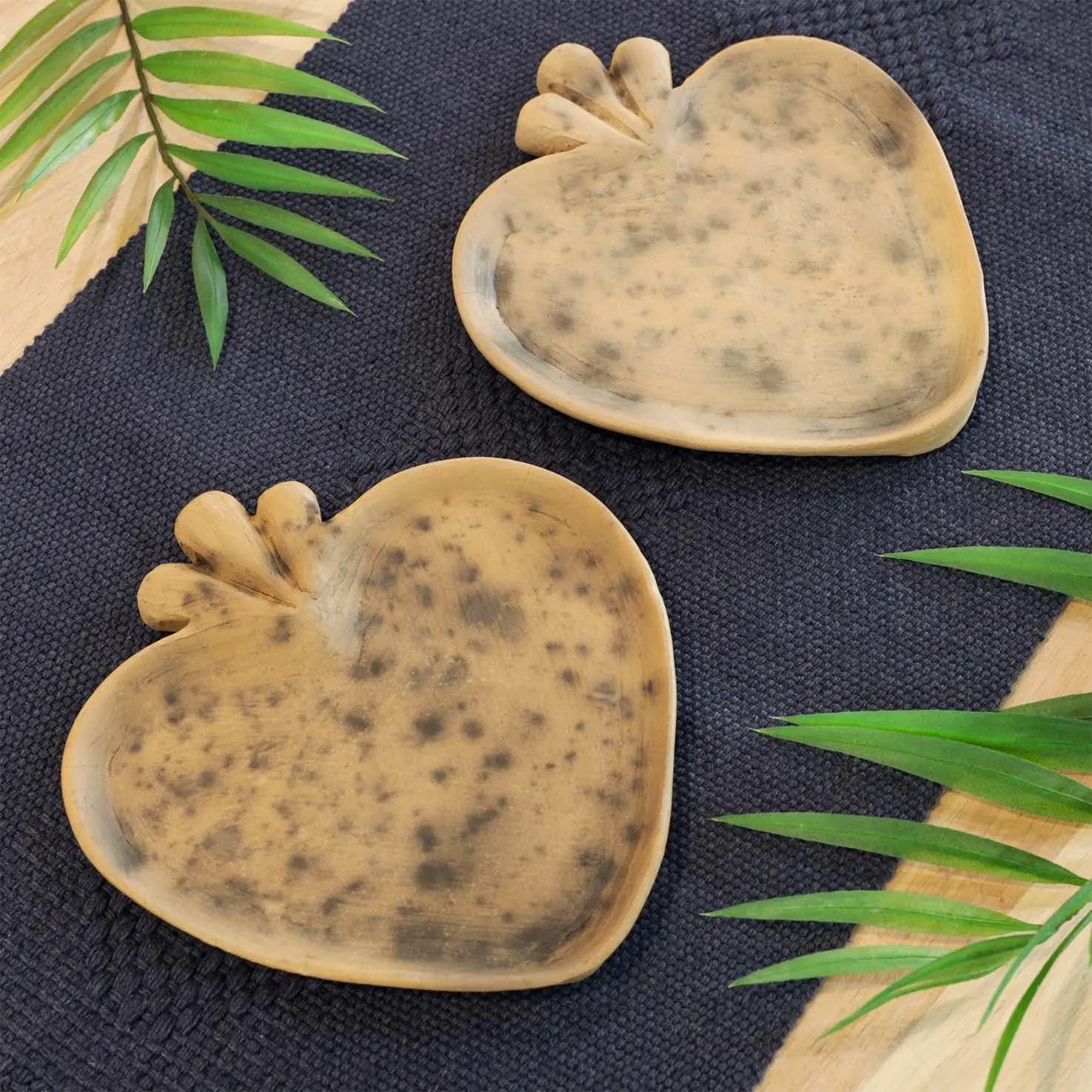Handmade Small Corazón de Atzompa Clay Heart Serving Plate, Kitchen & Tableware for Dining Use