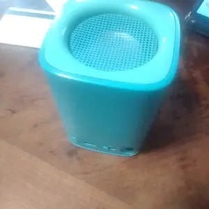 Philips Bluetooth Speaker for Audio and Smartphone Use