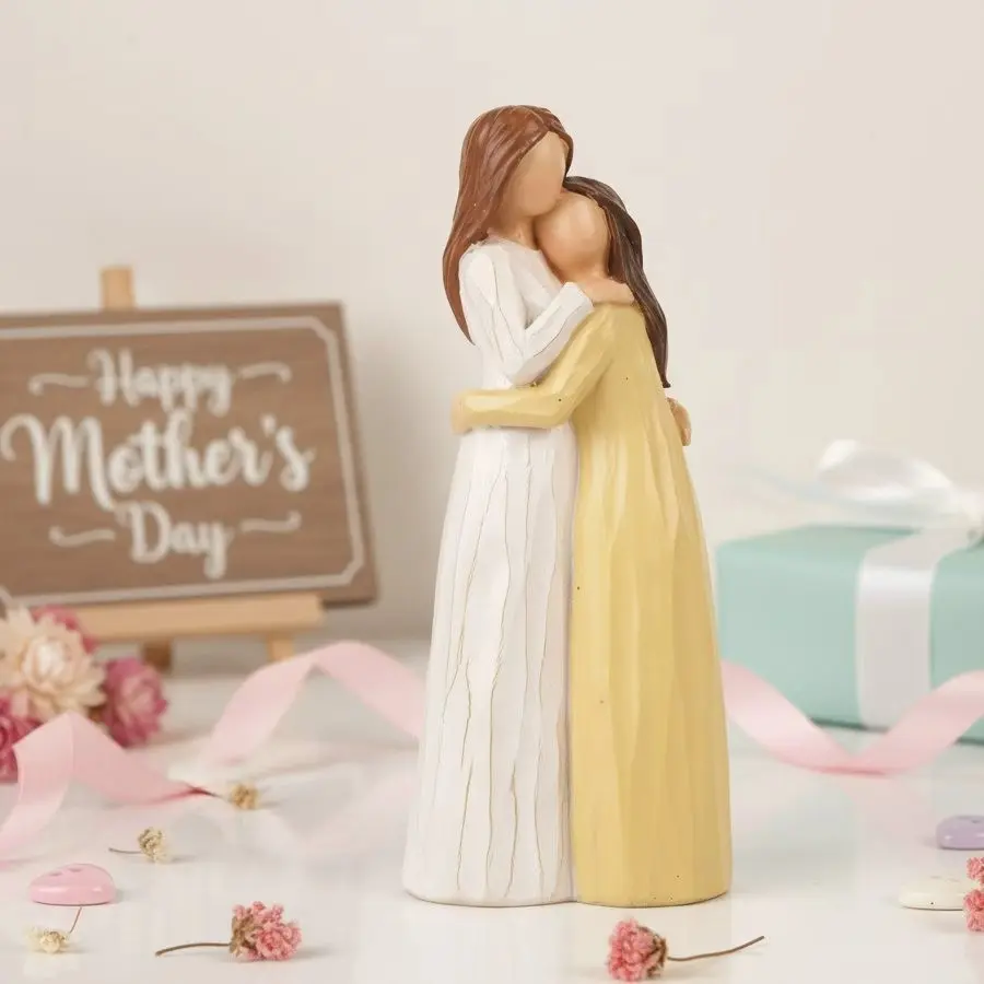 Hugging Best Friends Figurine, Cute Collectible Figurines, Decorative Figurines, Mother And Daughter Embracing, Warm & Healing Style, Hand-Painted Resin Statue, Desktop Decor, Ideal Gift, Bedroom & Living Room Decoration