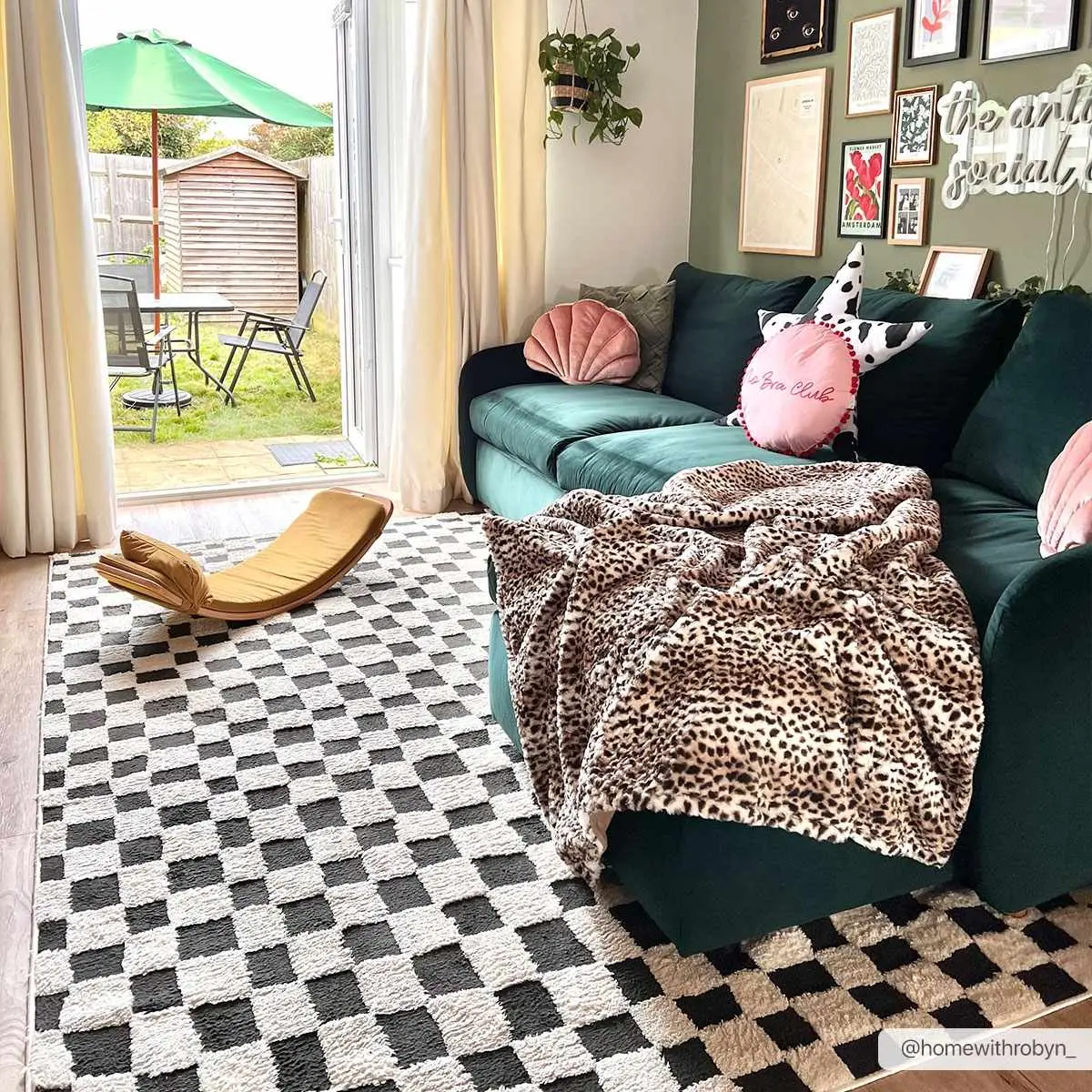 Lajos Black & White Checkered Geometric Pattern Rug, Cozy Decorative Indoor Home Decor Area Rug, Home Decor Rug