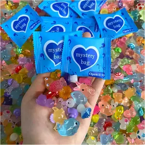 Mini Glow in The Dark Animal Resin Models Individually Wrapped Blind Bag Luminous Small Figures DIY Fairy Garden Micro Landscape Aquarium Decor Random Design 50