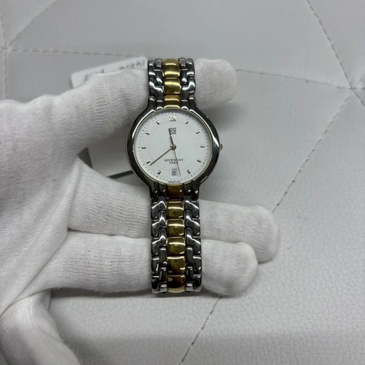 Pre-owned GIVENCHY As Shown Shoulder Bags Vintage Paris Two Tone White Guilloché Dial Watch 16cm 14036