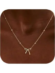 Belted pendant necklace, simple, fresh, sweet and adorable. A girls' necklace accessory. Fashion Accessory