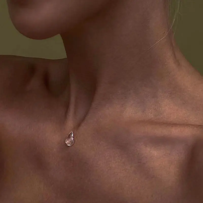 Fashion Minimalist Premium Transparent Teardrop Necklace - Ultra-Thin Single Pendant Floating Collarbone Jewelry, 0.5 cm Niche Unique Design for Portrait Photography, Versatile Cool Vibe Costume Accessory, High-Strength, Instagram Influencer, Pure-Desire,