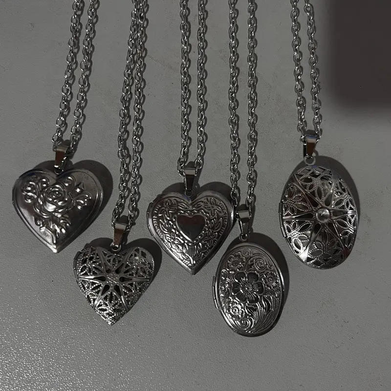 Women's Vintage Heart Locket Chain Necklace, Stainless Steel Custom Picture Openable Photo Frame Pendant with O-Chain, Romantic Party Jewelry Gift, Chain Necklaces, Custom Picture Pendant