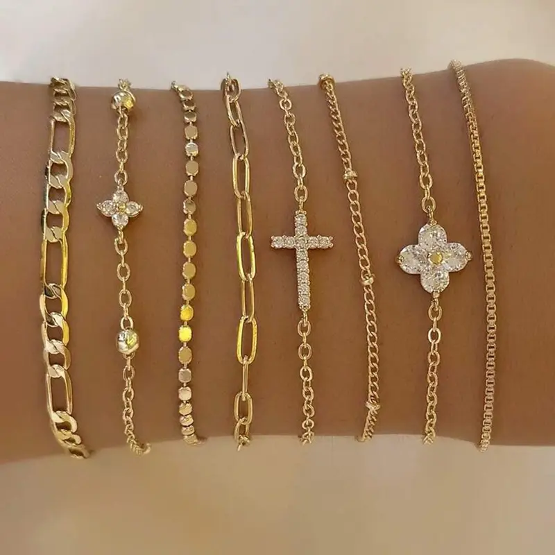 8-Piece Fashion Layered Clover Cross Bracelet Set, Elegant Chain Bracelets, Minimalist Luxury Jewelry for Women, Multilayered Stackable Bracelets, Fashionable Style, Stacked Bracelets