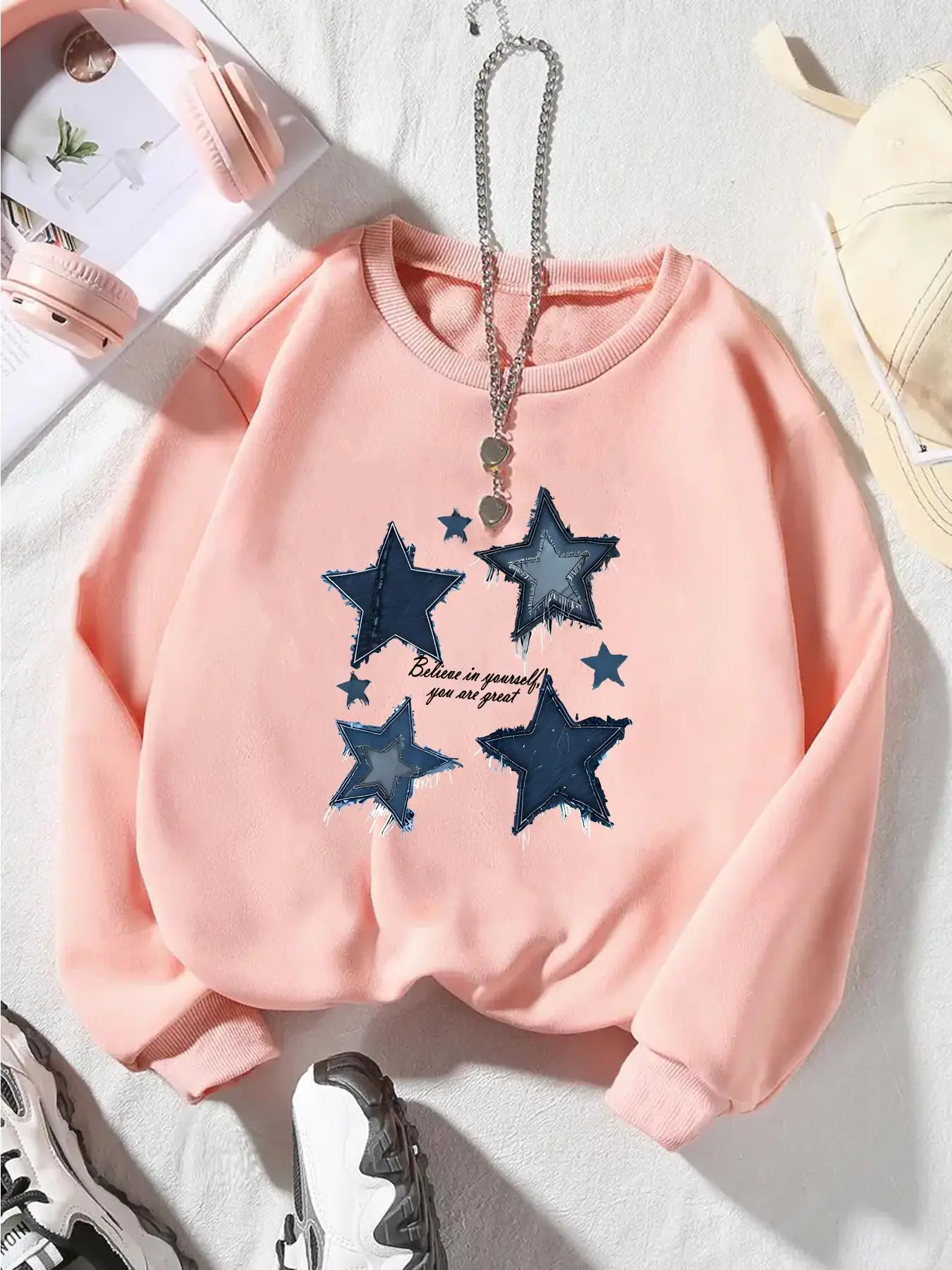 Girl's Star Print Crew Neck Sweatshirt, Casual Long Sleeve Pullover for Fall & Winter, Kids Clothes for Daily Wear