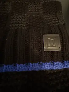 Pre-owned Louis Vuitton cashmere Bag Accessories Helsinki Black Scarf with Iconic LV Branding