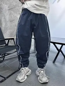 Men's Regular Fit Striped Trim Side Pocket Cargo Pants, Casual Comfy Trousers for Daily Wear, Men's Bottoms for All Seasons