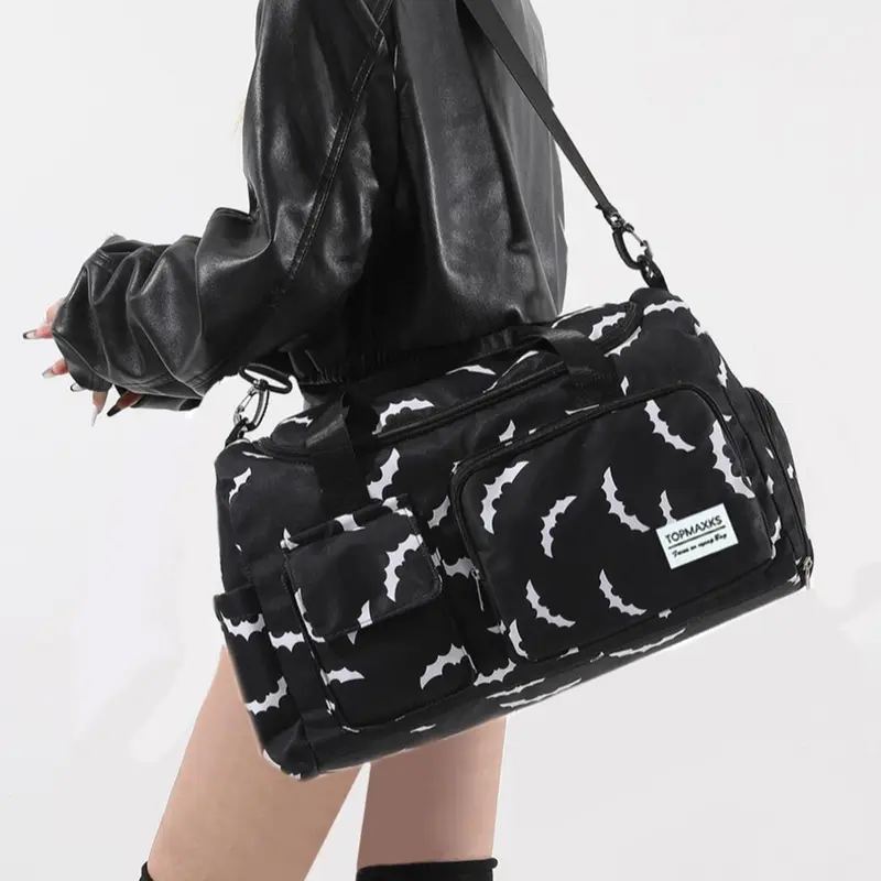 Bat Pattern Large Capacity Casual Traveling Bag, Portable Multi-functional Storage Area Independent Shoe Compartment Zipper Travel Duffle Bag, Fashionable Duffel Bag, High-quality Dry-wet Sports Swimming Yoga Gym Bag for Halloween