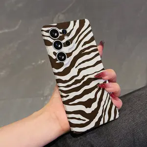 Luxury Brown and White Zebra Stripes Phone Case Suitable For Samsung Galaxy S26 S25 S24 A37 A57 A56 A26 A36 A17 A07 A55 A35 A06 A05 A14 A24 A34 A54 A16 A05S A25 A15 A23 A53 A33 A73 FE Plus Ultra 4G 5G Lens Protection Anti-Shock Hard PC Back Cover