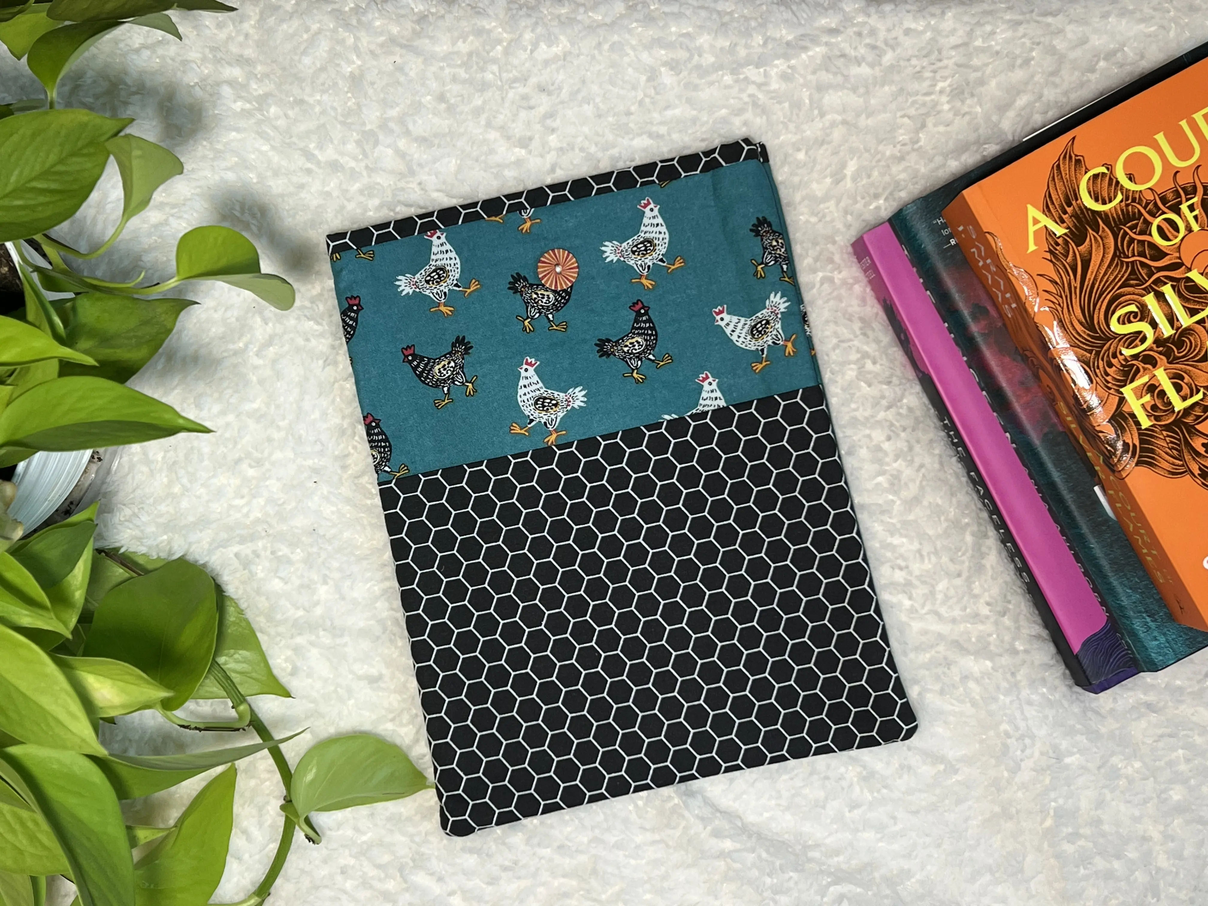 Large Chicken Farm Padded Fabric Book Cover Sleeve for Books and Tablets
