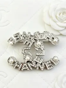 Luxury CC Brooch pins for Women, Sparkling Crystal & Pearl Brooches, for Collars, Hats, Scarves, Chokers, Bag Accessories