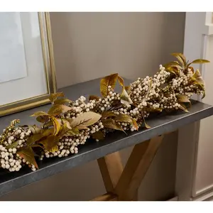 Home Reflections 6' Leaf with Berry Garland