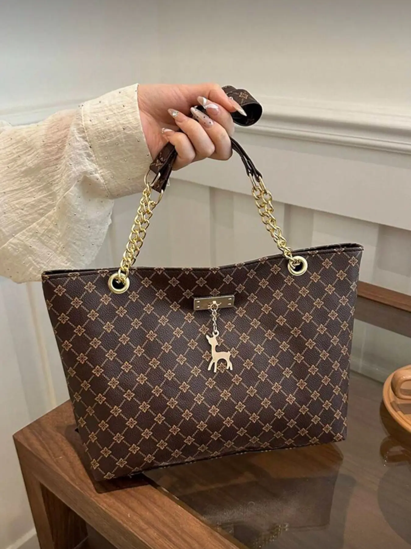 Fashion Geometric Pattern Chain Shoulder Bag, Ideal for Shopping 