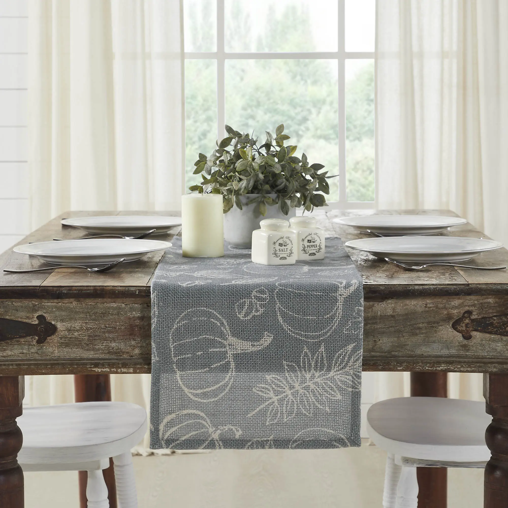 Pumpkin Grey Silhouette Table Runners, Thanksgiving Pumpkin Pattern Runners, Multi-Size Rustic Look Home Kitchen Linens