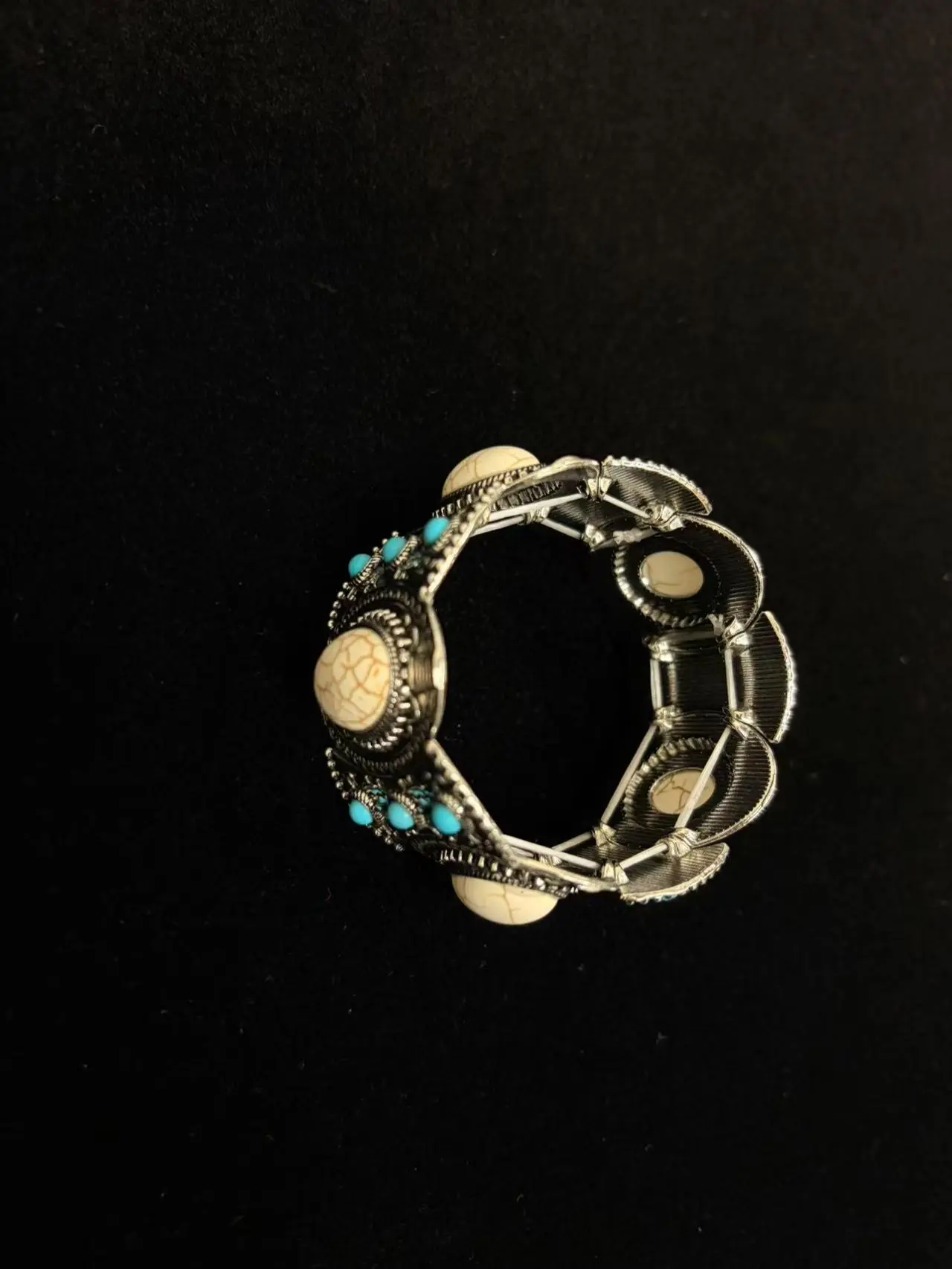 Southwestern Turquoise Style Stretch Cuff Bracelet Boho Western Statement Bracelet