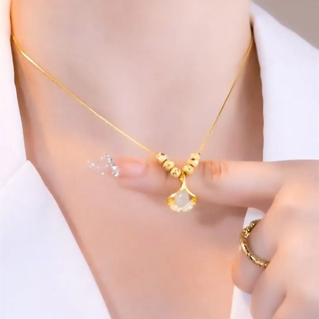 2025 Ginkgo Leaf Necklace, Gold-Tone Pendant, Chic Minimalist Design, Elegant Fashion Collarbone Chain for Women DZXL2158