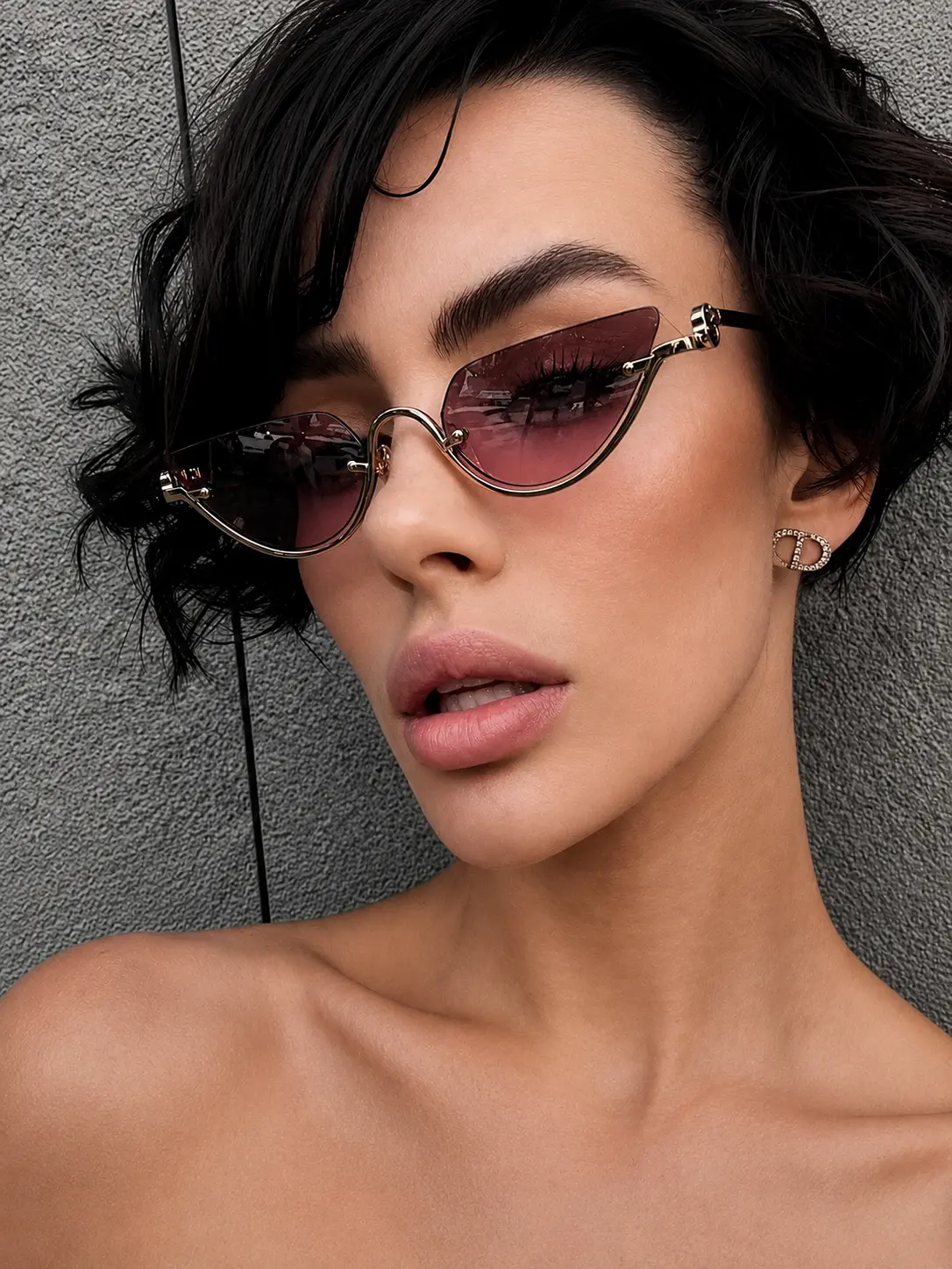 New high-end metal temple retro fashion sunglasses with UV resistant irregular shaped mirrors, cool and eye-catching