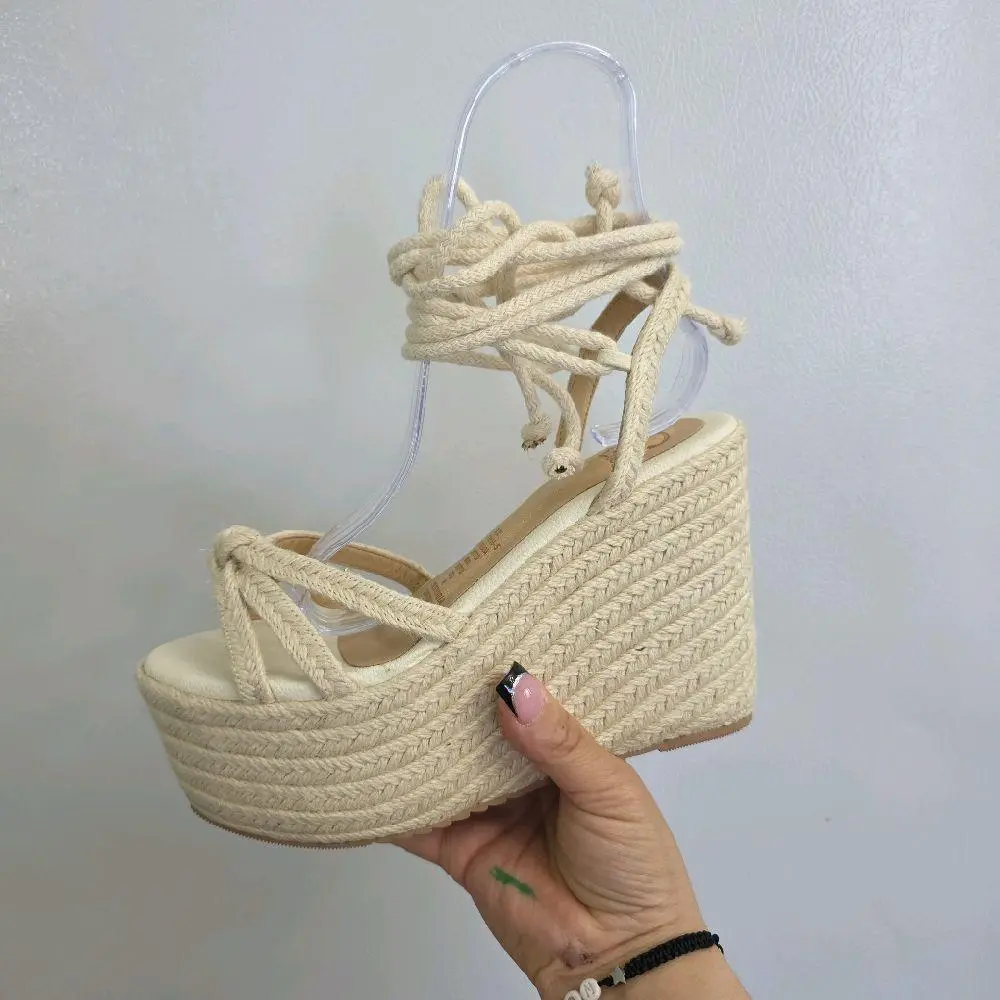 Carito Sandalia 12 cm - White Rope Design with Adjustable Straps and Comfortable Fit Women