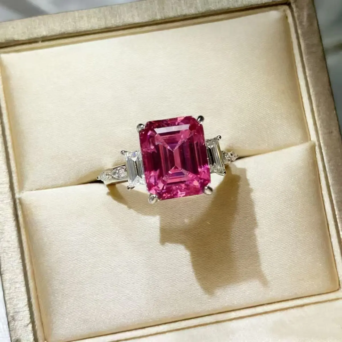 925 Sterling Silver 5-Carat Moissanite Ring with Matching Box