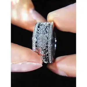 Creative Design Rhinestone Decorated Ring, Rotatable Gear Design Ring, Fashion Accessories for Both Men & Women for Party, Trendy All-match & Exquisite Jewelry for Gift