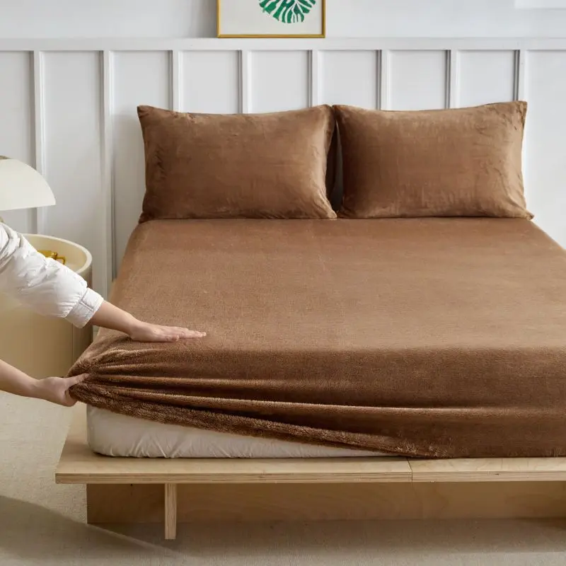 3pcs Pure Color Milk Wool Bed Sheet Set, Autumn Winter Warm Mattress Protector, Includes 2 Pillowcases, Comfortable Bedding, Bedding Supplies