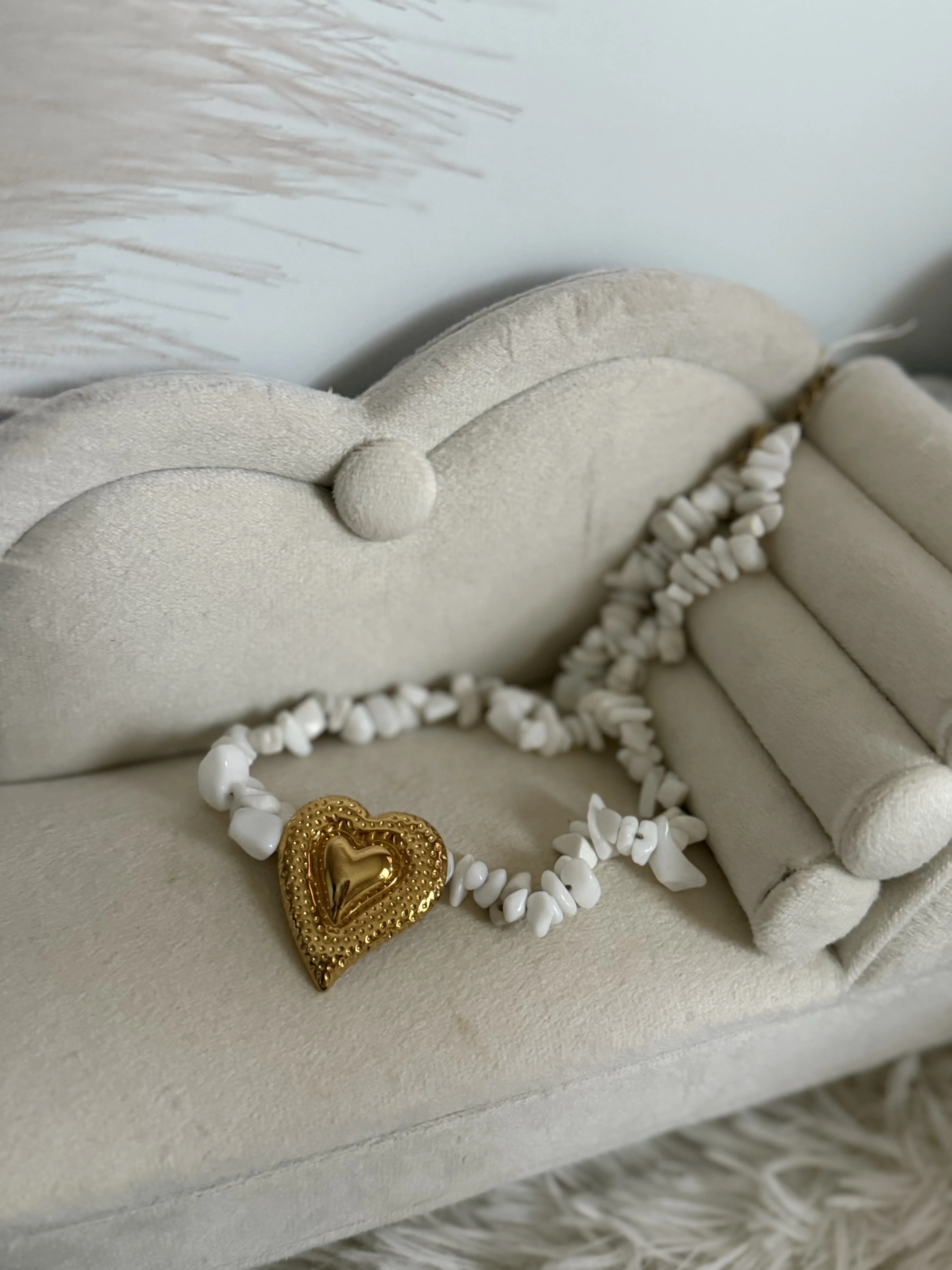 N291- White  Stone Heart shaped  Necklace!