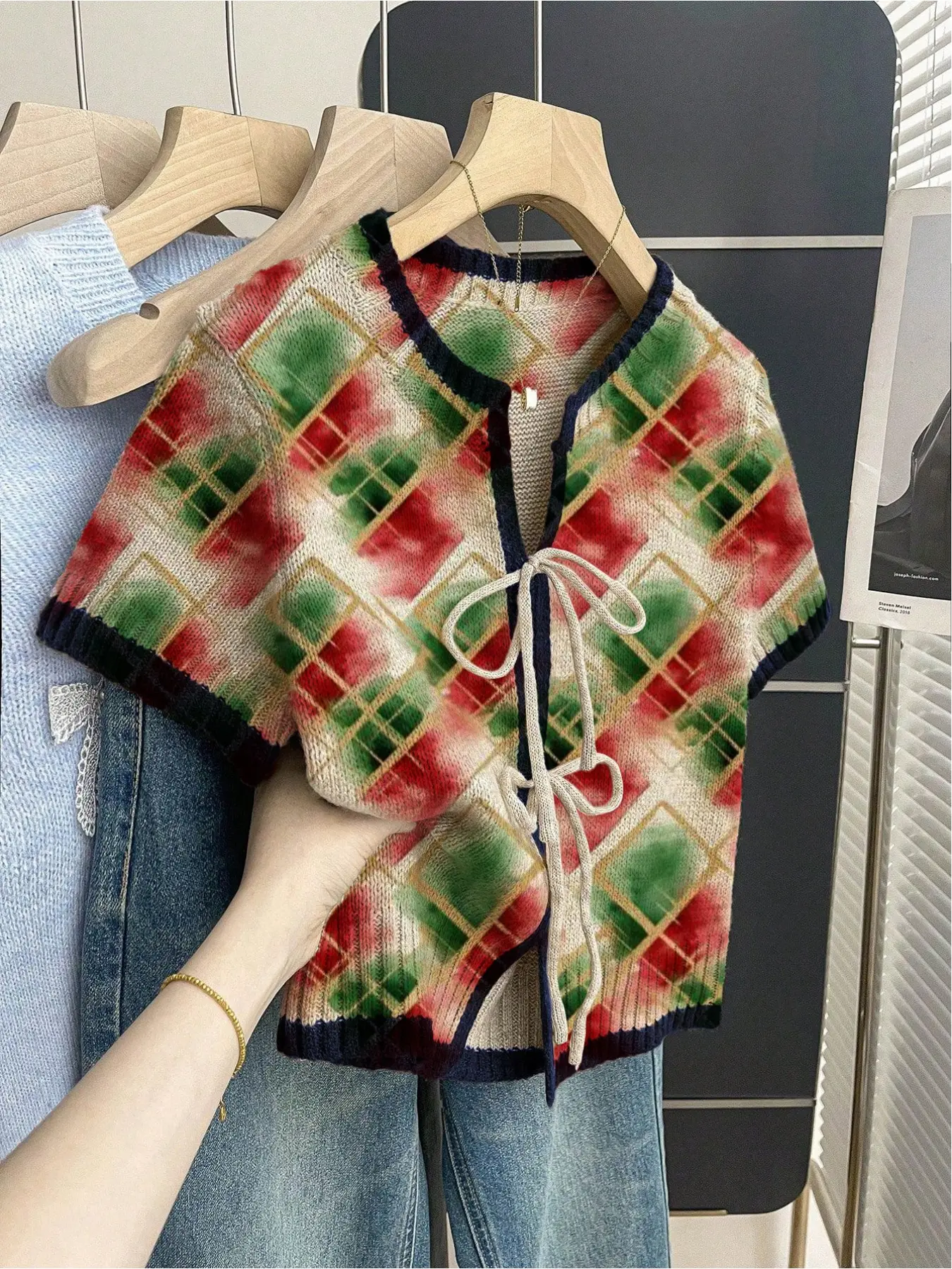 Bohemian casual vacation style loose round neck contrast plaid print short sleeve knit top, front tie design, contrast piping, khaki, women's spring summer casual top Lady