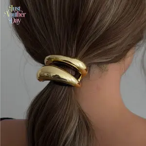 Chunky Gold Metal Ponytail Cuff Minimalist Geometric Hair Tie for Sleek Ponytails Perfect for Elevating Everyday Hairstyles and Office Looks