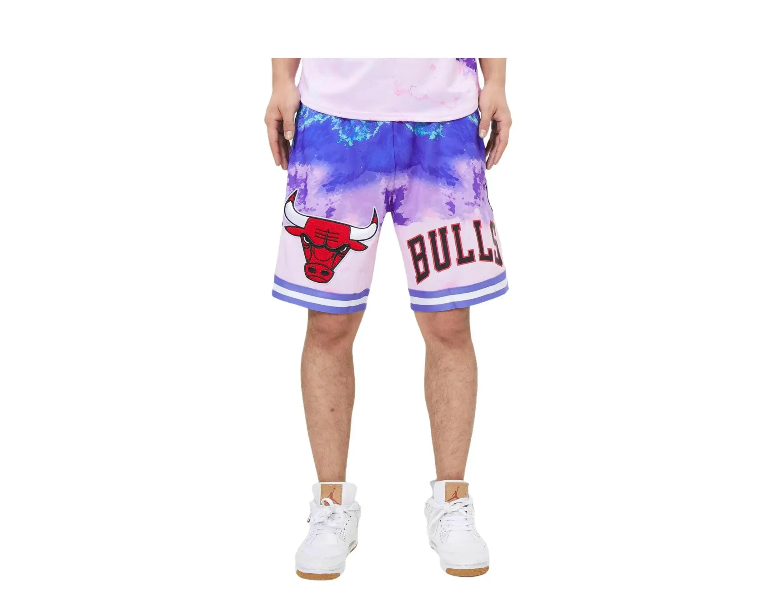 Pro Standard Chicago Bulls Pro Team Pink Dye Shorts in Pink Dye | Men's