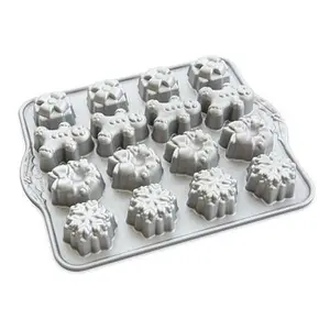 Nordic Ware Holiday Tea Cakes Pan
