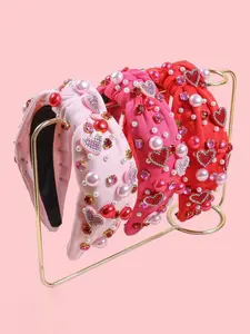 This exquisite and beautiful women's Valentine's Day headband, adorned with rhinestones and imitation pearls, is the perfect gift for friends and family.  It's suitable for elegant occasions, everyday wear, and is an ideal choice for Valentine's Day.