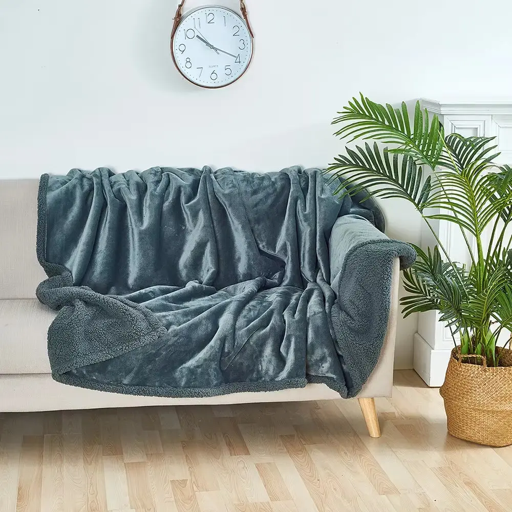 Waterproof Shaggy Blanket