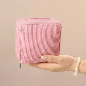 Women's Period Organizer Bag, Portable Menstrual Tool Kit, Makeup Storage Pouch with Zipper and Separate Tampon Compartment, Ladies Small Essentials Holder