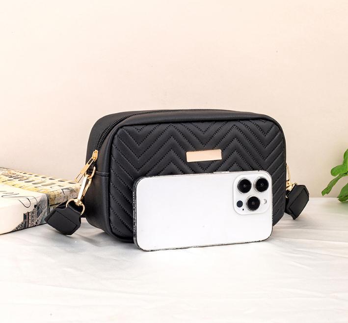 Stylish Women's Crossbody Bag, Diamond Quilted Design - Compact & Lightweight for Everyday Use, Small Crossbody Bag, Suitable for Shopping And Dating, Going Out for Parties