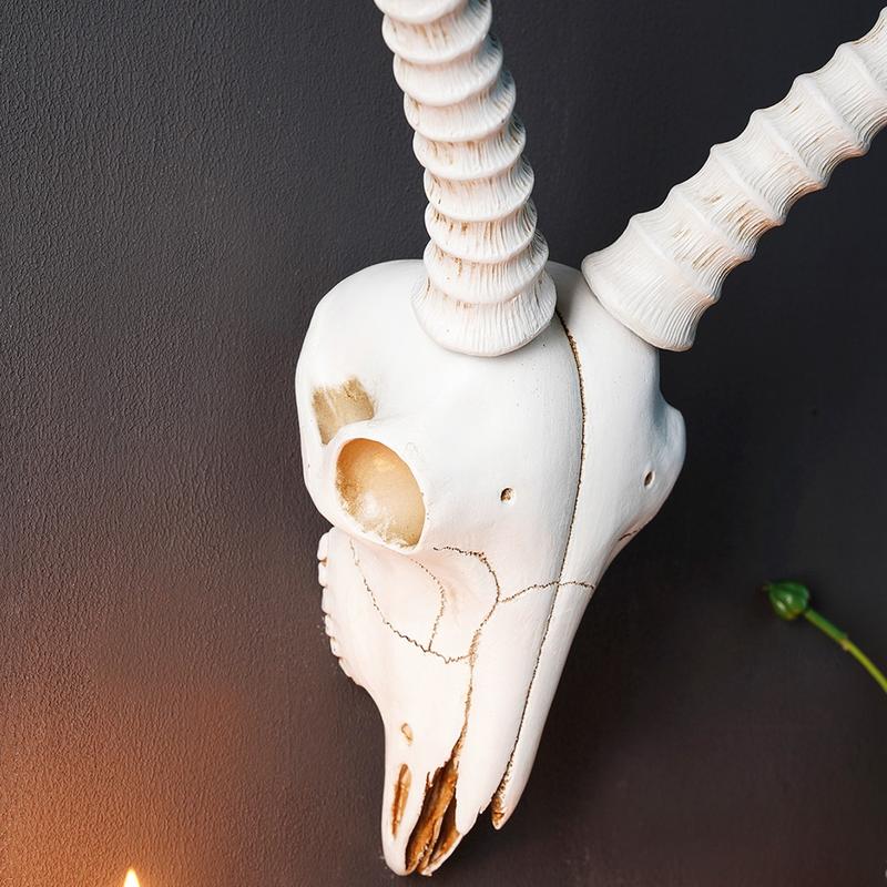 Resin Animal Skull Wall Decor Figurine Ornament, Realistic Sheep Head Bone Hanging Decoration for Ramadan Festival Home Wall Art