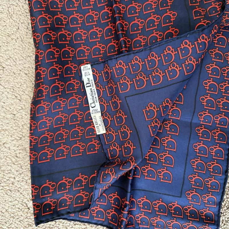 Pre-owned Authentic with COA NWOT Christian Dior Womens Square Silk Scarf Blue Red Trotter Logo