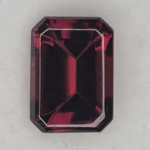 2.00 ct Chrome Pyrope Garnet – Mozambique – Deep Vivid Red – Emerald Cut – VVS Clarity