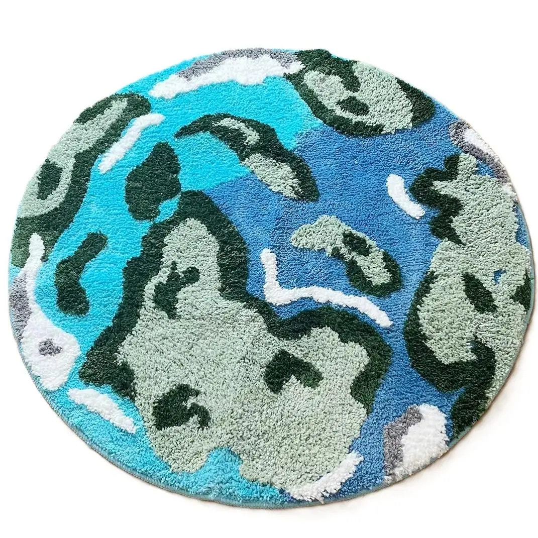 Round Earth World Map Tufted Rug, Soft Fluffy Blue Ocean Green Land Plush Area Mat, Absorbent Non-Slip Planet Shaped Doormat, Aesthetic Globe Floor Carpet, Unique Nature Themed Home Decor for Bedroom Bathroom Entryway, Cozy Cute Earth Decorative Rug