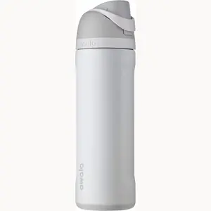 FreeSip Insulated Stainless Steel Water Bottle with Straw for Sports, Travel, and School BPA-Free Sports Water Bottle, 24 oz, Shy Marshmallow