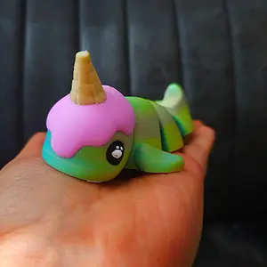 Articulated Ice cream Norwall decoration
