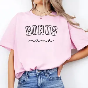 Bonus Mom Letter Print Shirt for Stepmoms, Perfect Gift for Mother's Day, Regular Fit Short Sleeve Crewneck Tee, Must-Have for Bonus Moms