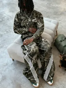 Men's Fashion Street Camo Print Round Neck Fitted Sweatshirt and Sport Pants Set, Stylish Street Pattern Printing, Camouflage, Casual Wear