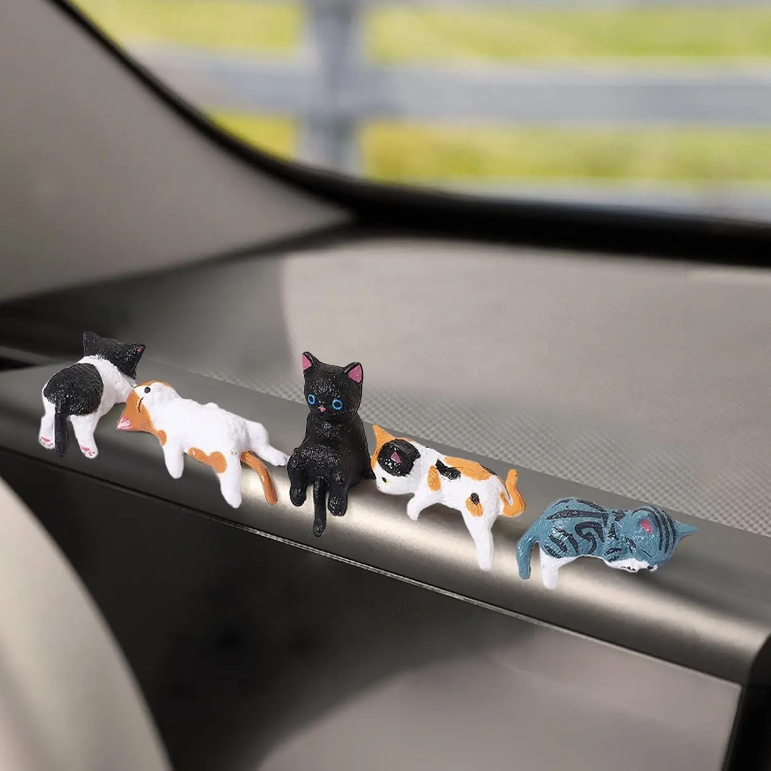 Mini Cat Desk Figurines - 5 Tiny Cats, Cute Cat Car Dashboard Decor, Little Cat Desk Decor for Computer Monitor, Auto Interior, Funny Rear View Mirror Gift
