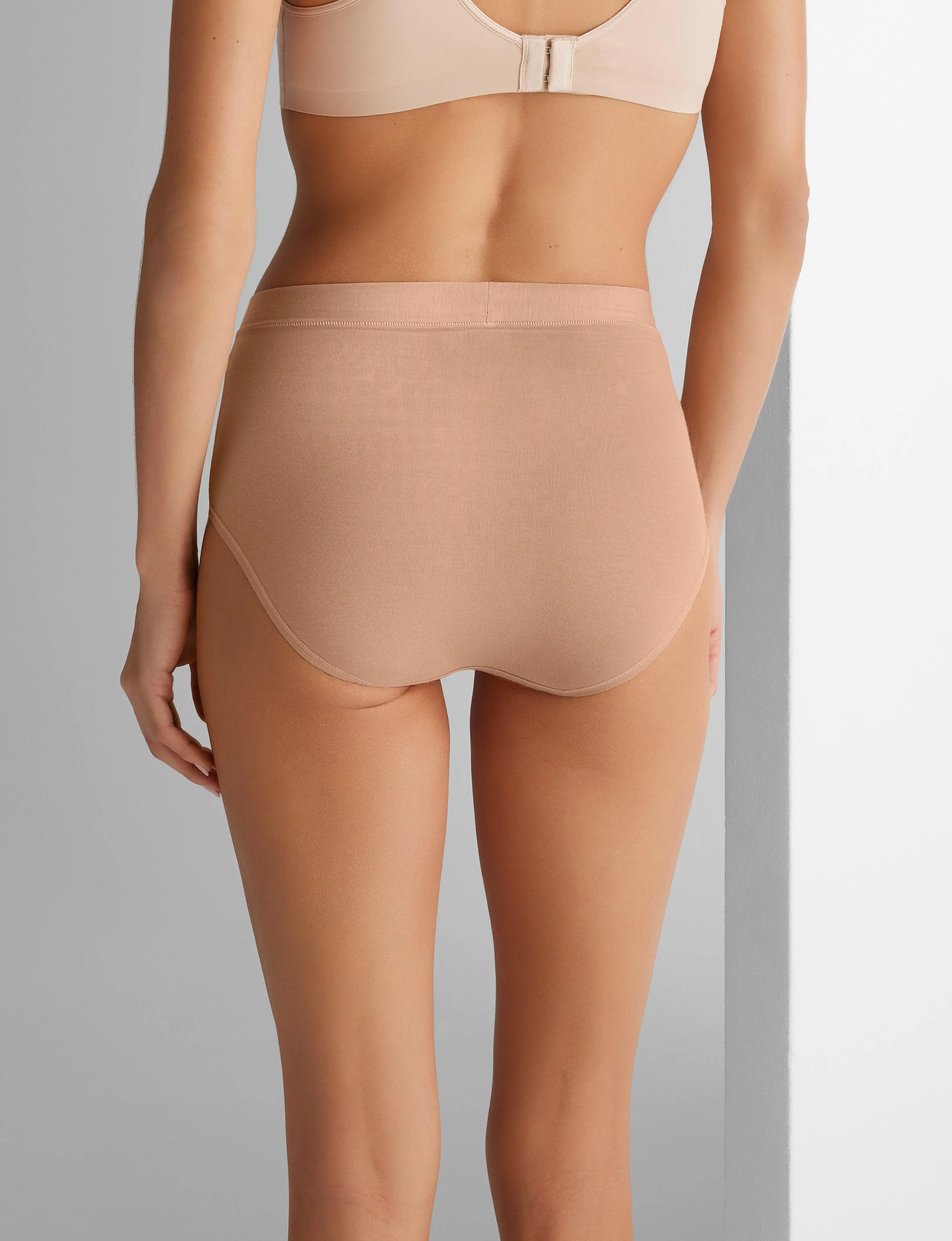 Tommy John Women’s High Rise Cotton Brief | Breathable Moisture-Wicking Underwear | Full Coverage, No Ride-Up, Tagless Comfort Tommy John Women’s High Rise Cotton Brief | Breathable Moisture-Wicking Underwear | Full Coverage, No Ride-Up, Tagless Comfort