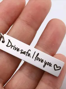 "Safe Driving, I Love You" Engraved Stainless Steel Keychain - Pendant, Ideal Car Accessories for Men | Stylish and Simple Key Chain | Polished Craft, Cute Keychain, For Women, Personalized Heart Tag