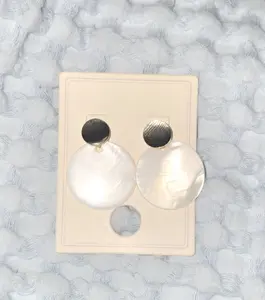 White & Gold earings