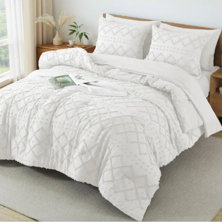 Bohemian style 7-piece comforter-White